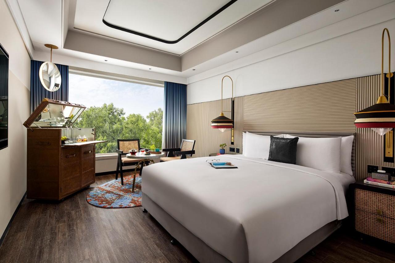 Hyatt Centric Sector17 5*