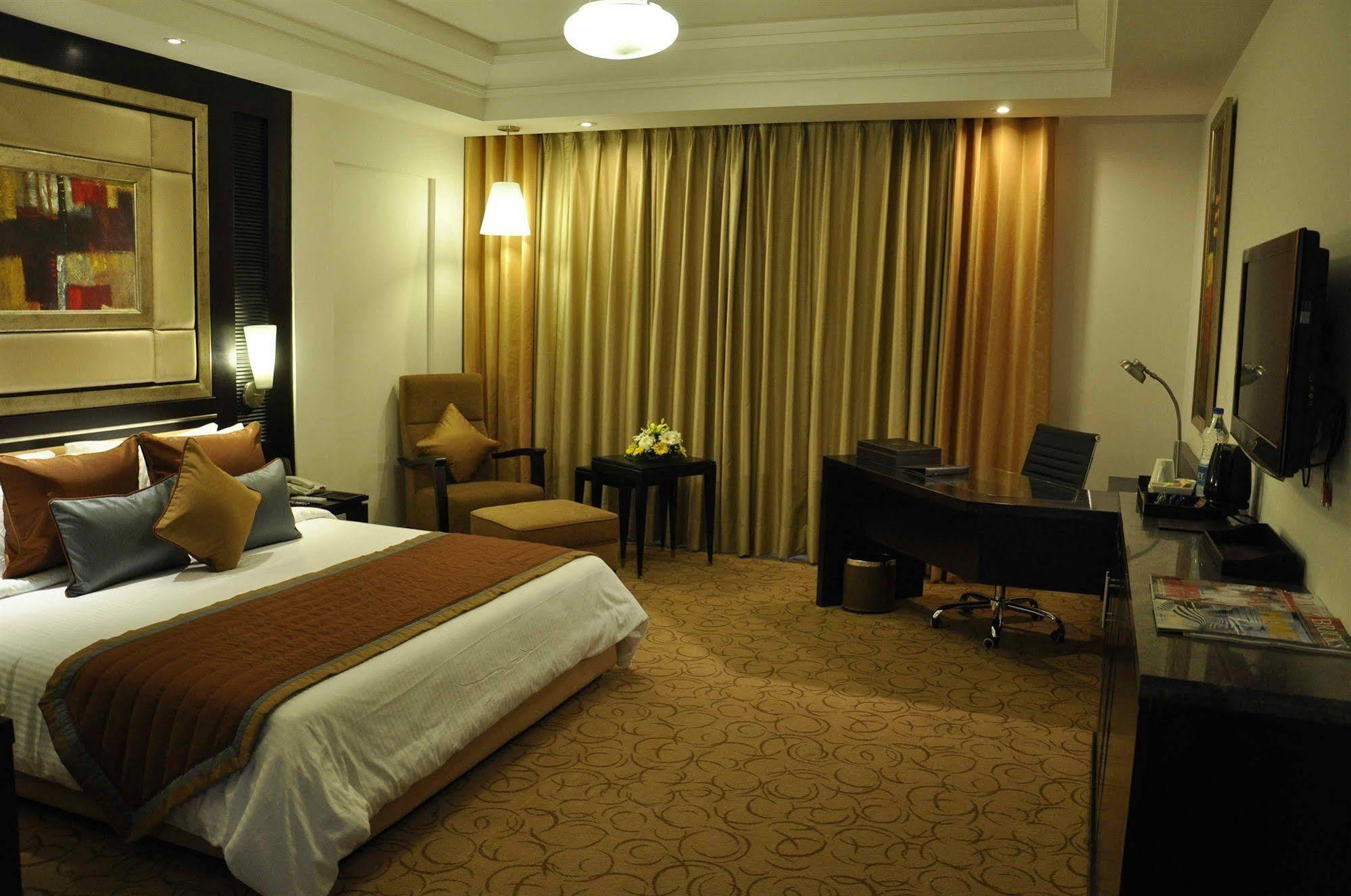 Hyatt Centric Sector17